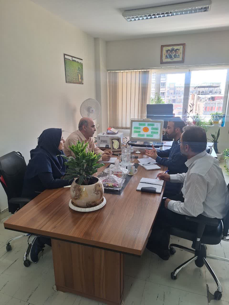 بررسی مسائل و تدوین راهکارهای اجرایی در نشست رؤسای اداری معاونت شاغلین و بازنشستگان