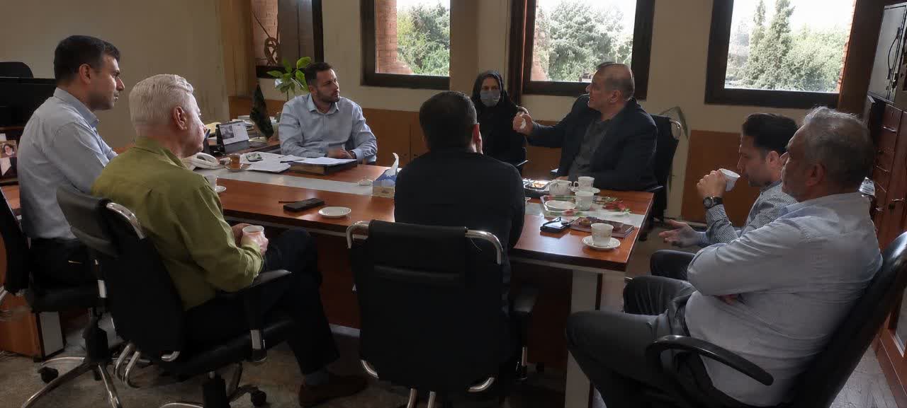 نشست بررسی عملکرد مدیریت امور اداری، رفاه و پشتیبانی