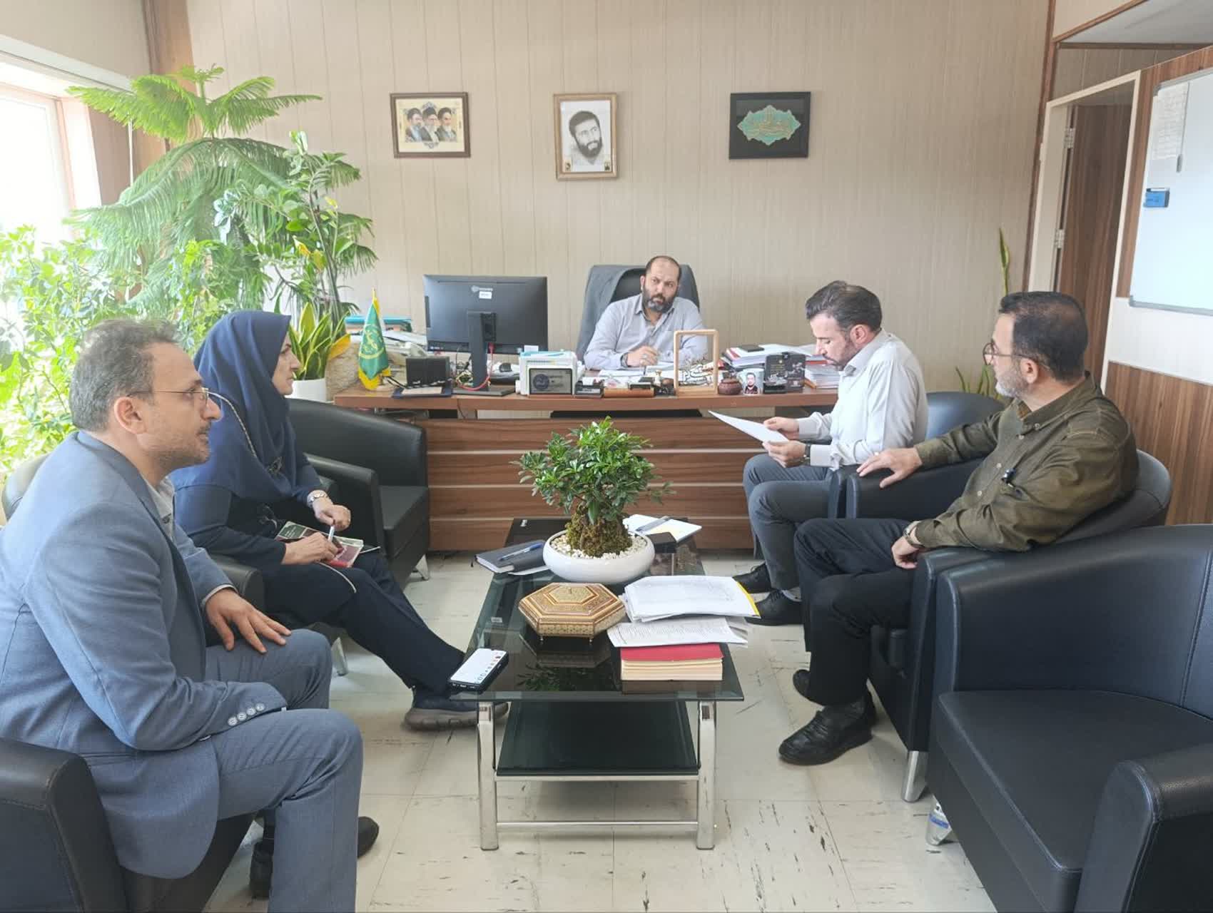 بررسی روند ثبت‌نام آزمون تبدیل وضعیت استخدامی و فراخوان جذب نخبگان