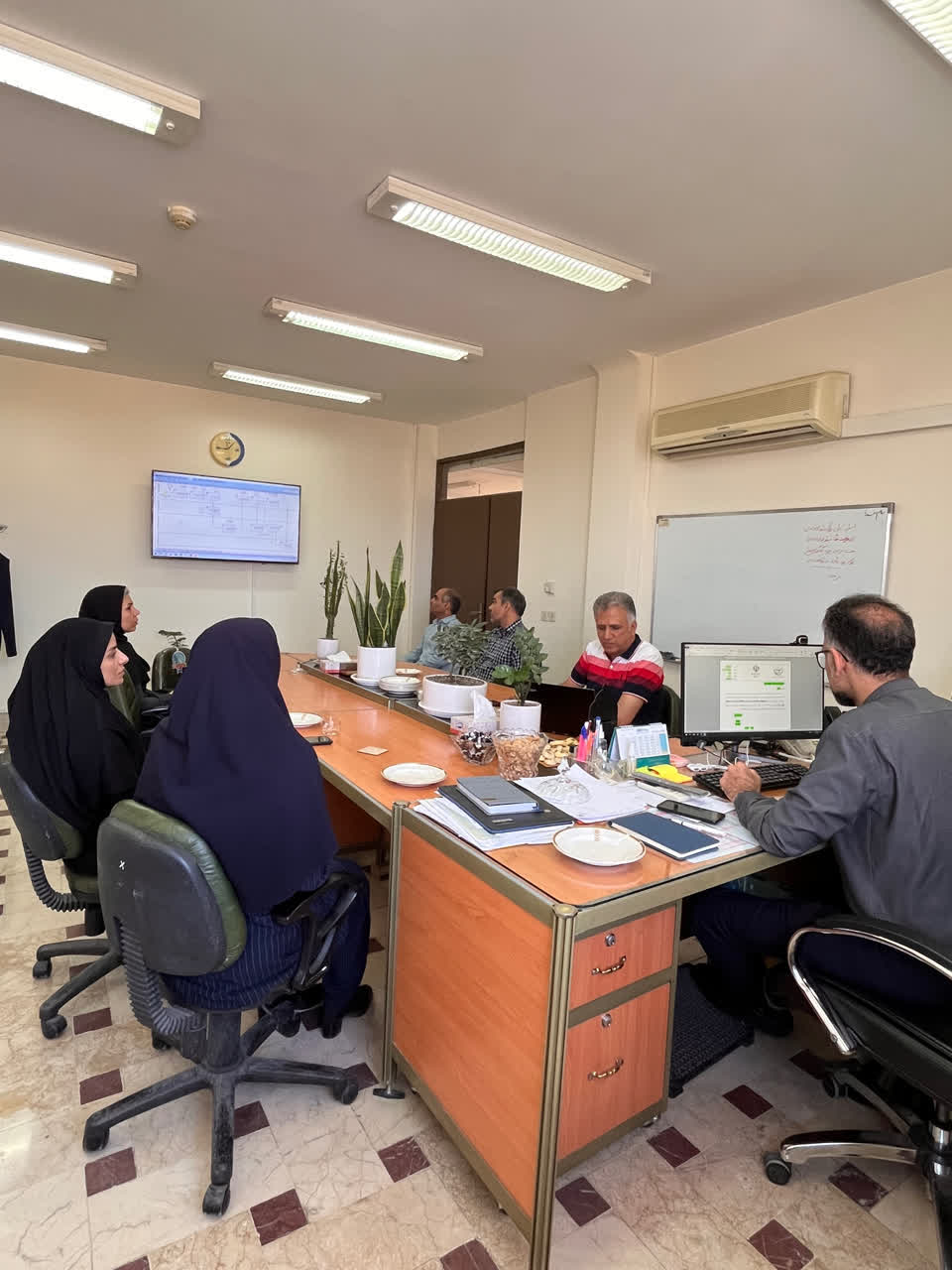 برگزاری نشست تخصصی ارزیابی ابزارهای نرم‌افزاری جهت ارتقای بهره‌وری منابع انسانی استان خراسان جنوبی 
